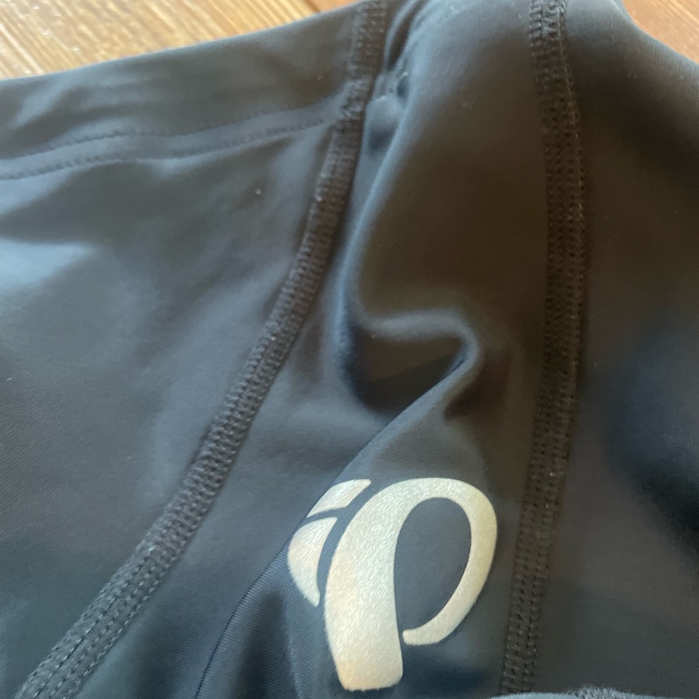 Pearl Izumi 100 select  padded cycling shorts - large - Picture 2 of 5